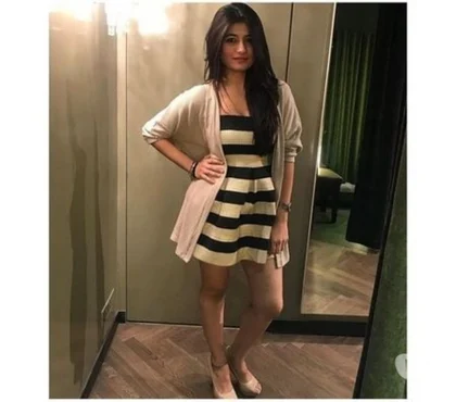 threesome sex Service